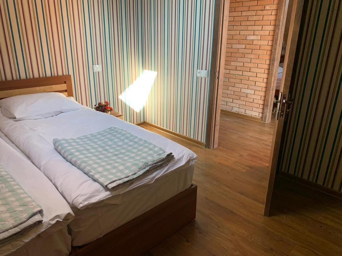 Bolnisi Elia Hotell Eksteriør bilde